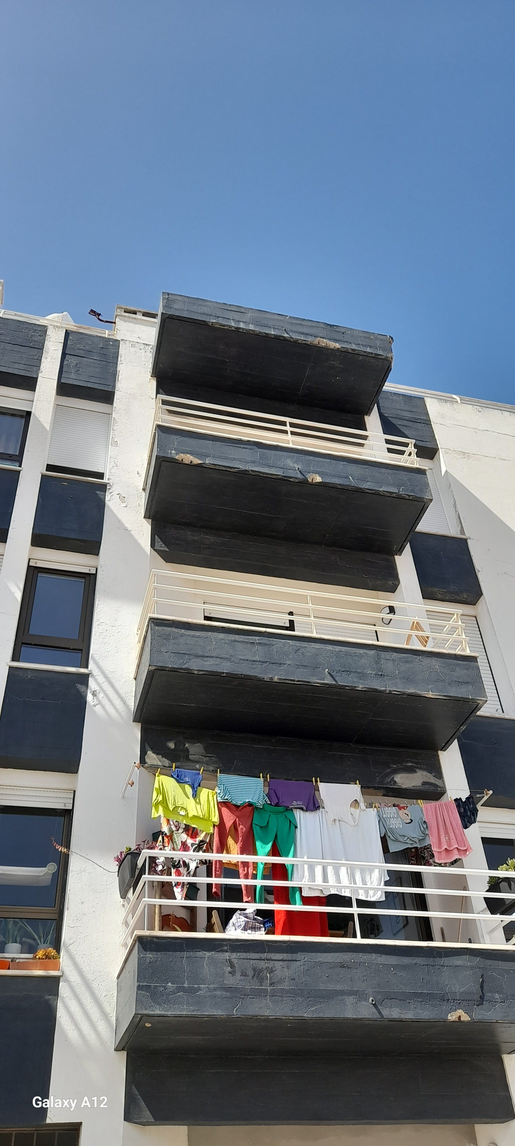 Fachada e trabalhos exteriores